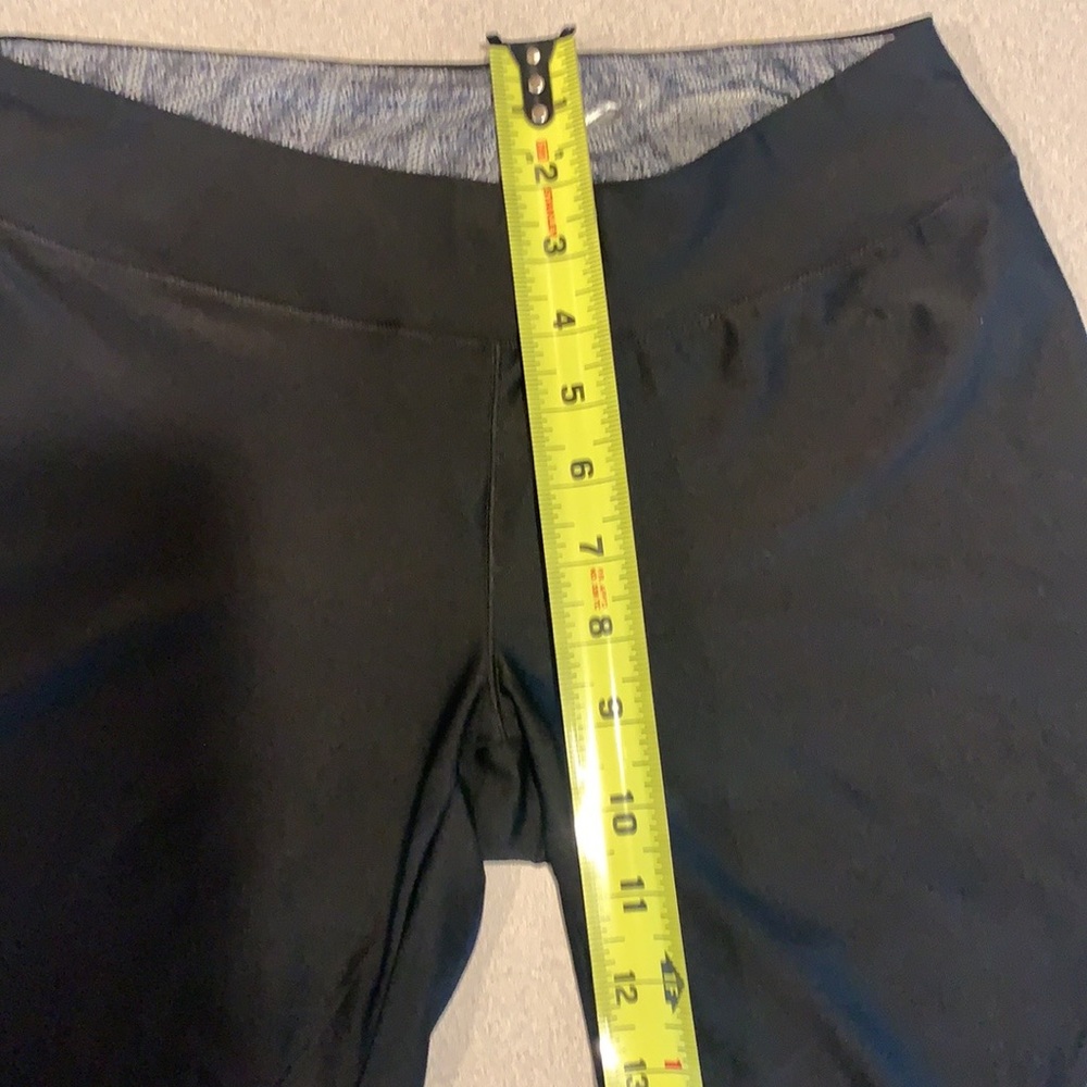 Women’s workout bottoms - Picture 15 of 16